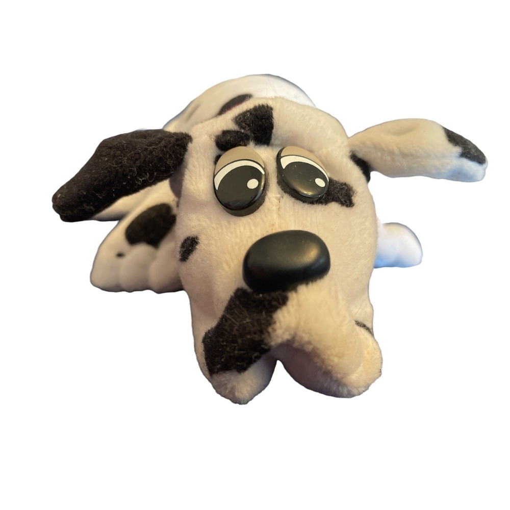 Vintage 1985 Pound Puppies Tonka White Black Spotted Puppy 7" Plushie